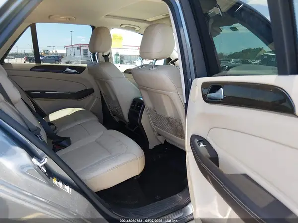 4JGDA5JB0JB122435 2018 MERCEDES-BENZ GLE - Image 8
