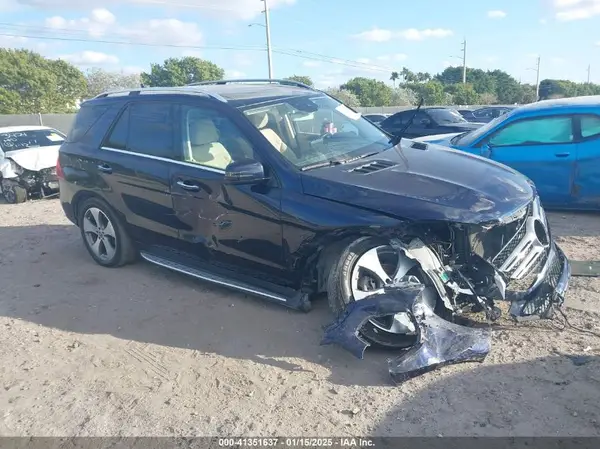 4JGDA5JB0JB134133 2018 MERCEDES-BENZ GLE - Image 1