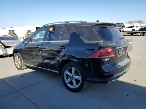 4JGDA5JB0JB173045 2018 MERCEDES-BENZ GLE - Image 2