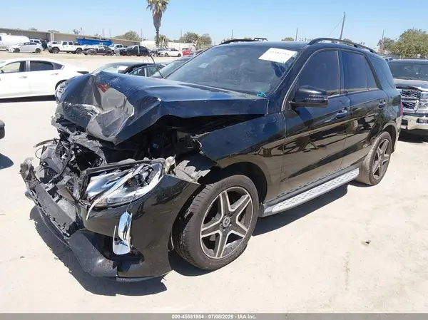 4JGDA5JB0JB176981 2018 MERCEDES-BENZ GLE - Image 2