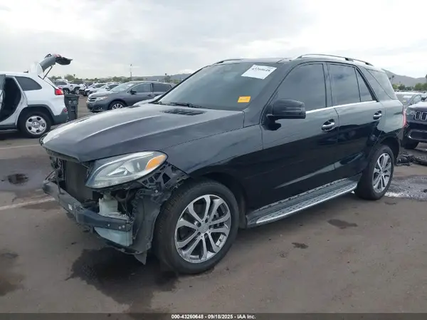 4JGDA5JB1GA632033 2016 MERCEDES-BENZ GLE - Image 2
