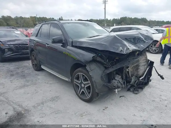 4JGDA5JB1GA644442 2016 MERCEDES-BENZ GLE - Image 1