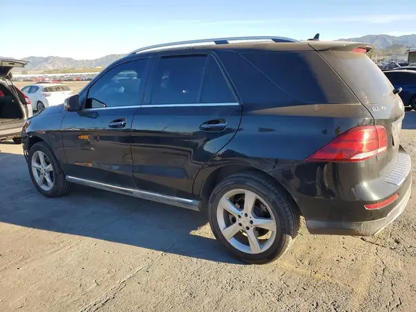 4JGDA5JB1GA661757 2016 MERCEDES-BENZ GLE - Image 2