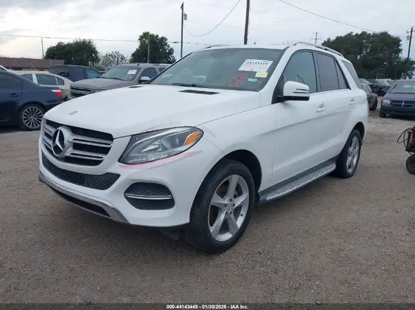 4JGDA5JB1GA693902 2016 MERCEDES-BENZ GLE - Image 2