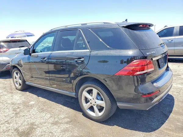 4JGDA5JB1GA737588 2016 MERCEDES-BENZ GLE - Image 2