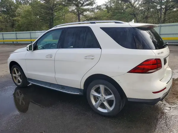 4JGDA5JB1GA782563 2016 MERCEDES-BENZ GLE - Image 2