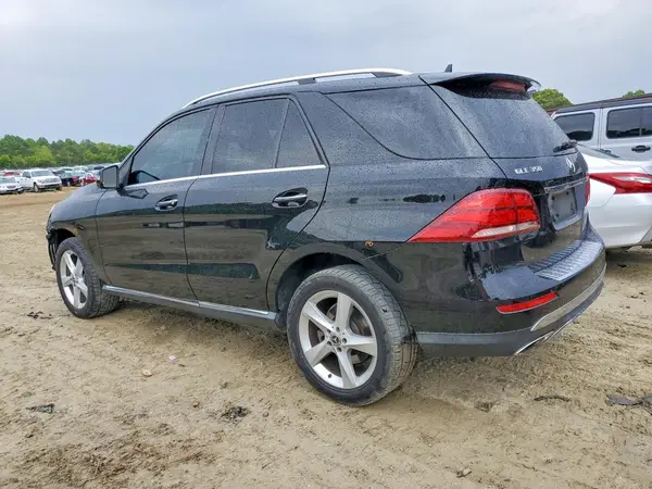 4JGDA5JB1HA816888 2017 MERCEDES-BENZ GLE - Image 2