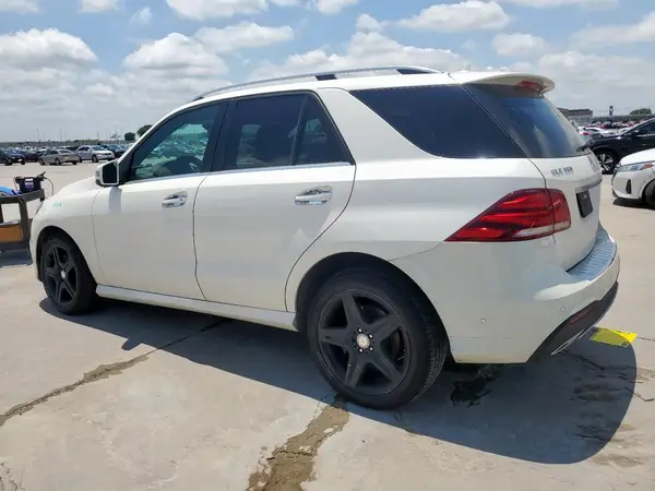 4JGDA5JB1HA835912 2017 MERCEDES-BENZ GLE - Image 2