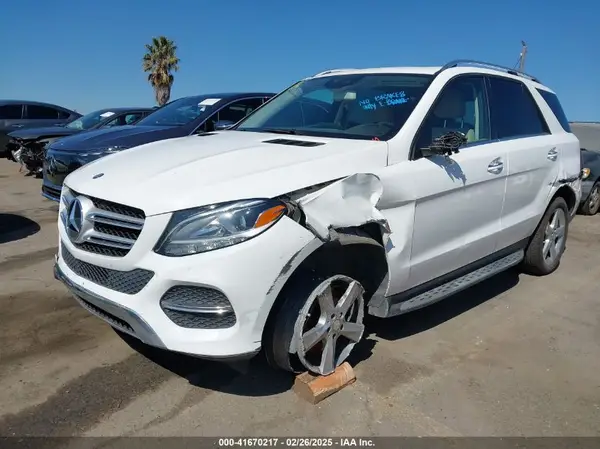 4JGDA5JB1HA846876 2017 MERCEDES-BENZ GLE - Image 2