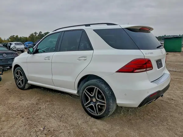 4JGDA5JB1HA851415 2017 MERCEDES-BENZ GLE - Image 2