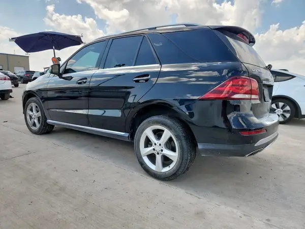 4JGDA5JB1HA855237 2017 MERCEDES-BENZ GLE - Image 2