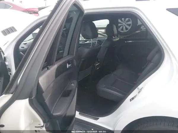 4JGDA5JB1JB010033 2018 MERCEDES-BENZ GLE - Image 8