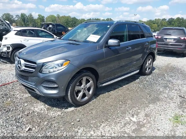 4JGDA5JB1JB012980 2018 MERCEDES-BENZ GLE - Image 2