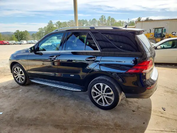 4JGDA5JB1JB077408 2018 MERCEDES-BENZ GLE - Image 2