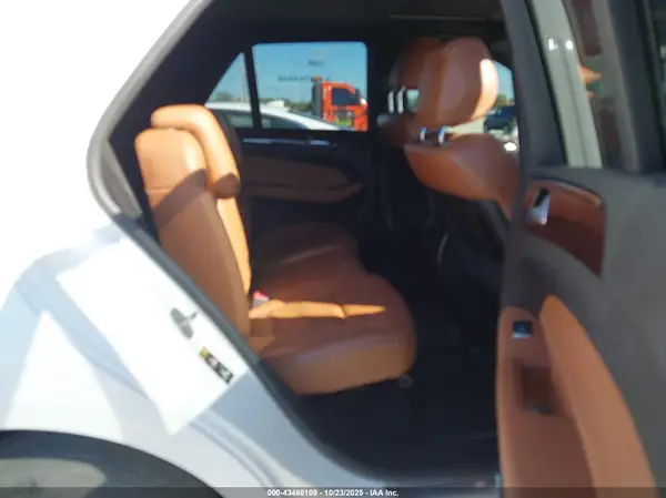 4JGDA5JB1JB135744 2018 MERCEDES-BENZ GLE - Image 8