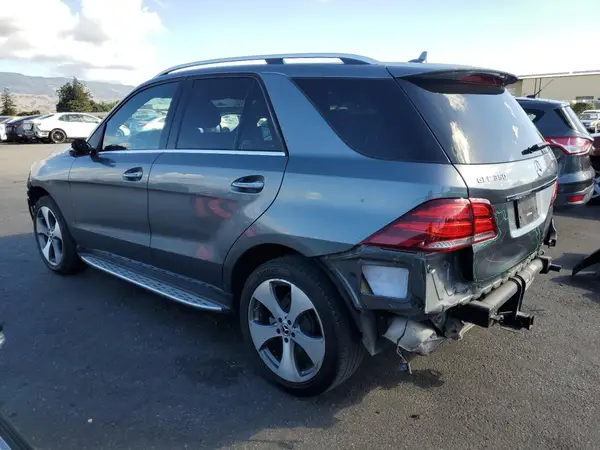 4JGDA5JB1JB184037 2018 MERCEDES-BENZ GLE - Image 2