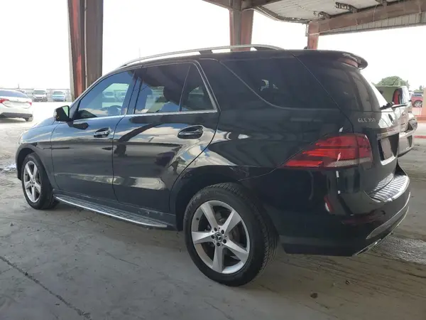 4JGDA5JB1JB188413 2018 MERCEDES-BENZ GLE - Image 2