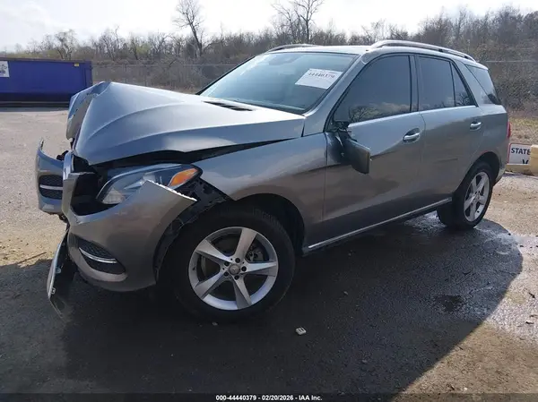 4JGDA5JB2GA619937 2016 MERCEDES-BENZ GLE - Image 2