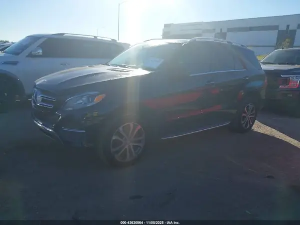 4JGDA5JB2GA661542 2016 MERCEDES-BENZ GLE - Image 2