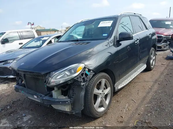 4JGDA5JB2GA715549 2016 MERCEDES-BENZ GLE - Image 2