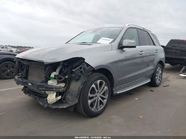 4JGDA5JB2GA721772 2016 MERCEDES-BENZ GLE - Image 2