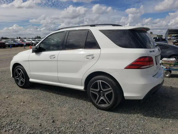 4JGDA5JB2GA727149 2016 MERCEDES-BENZ GLE - Image 2