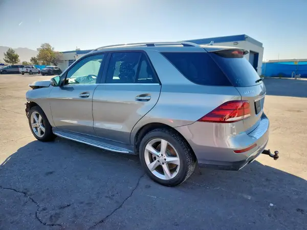 4JGDA5JB2GA782328 2016 MERCEDES-BENZ GLE - Image 2
