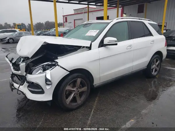 4JGDA5JB2GA794740 2016 MERCEDES-BENZ GLE - Image 2