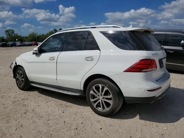 4JGDA5JB2GA806997 2016 MERCEDES-BENZ GLE - Image 2