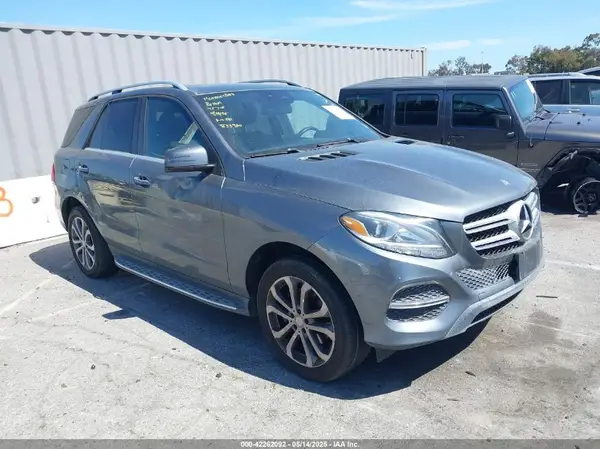 4JGDA5JB2HA833960 2017 MERCEDES-BENZ GLE - Image 1