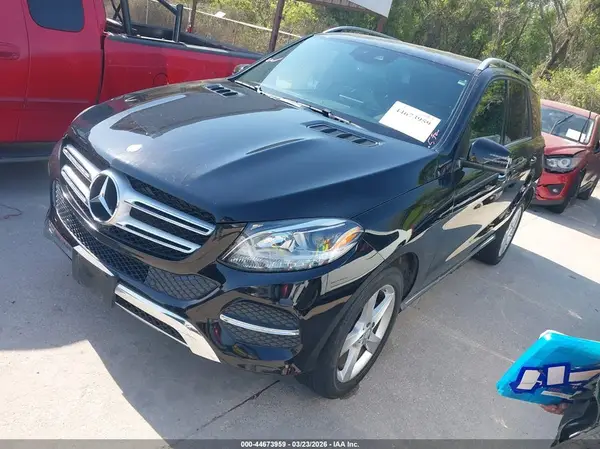 4JGDA5JB2HA860348 2017 MERCEDES-BENZ GLE - Image 2
