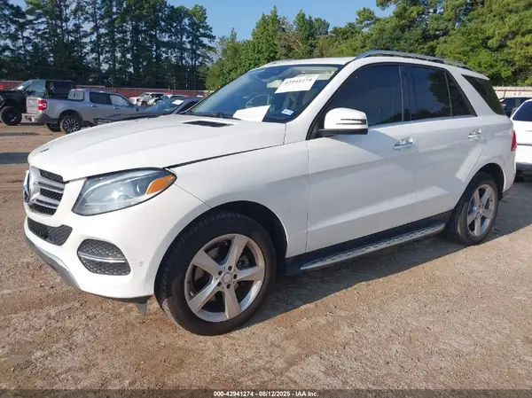4JGDA5JB2HA865677 2017 MERCEDES-BENZ GLE - Image 2