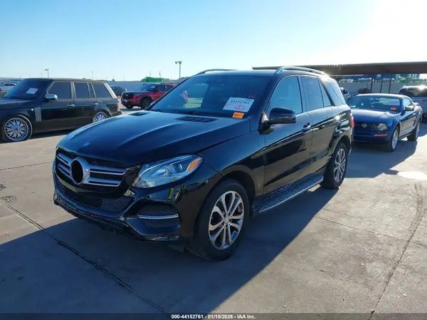 4JGDA5JB2HA868112 2017 MERCEDES-BENZ GLE - Image 2