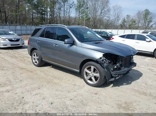 4JGDA5JB2HA871513 2017 MERCEDES-BENZ GLE - Image 1