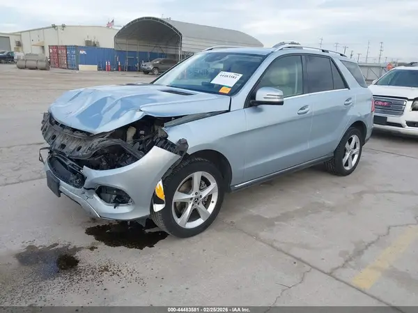 4JGDA5JB2HA931810 2017 MERCEDES-BENZ GLE - Image 2