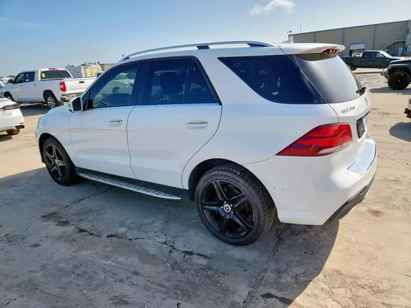 4JGDA5JB2HA936456 2017 MERCEDES-BENZ GLE - Image 2