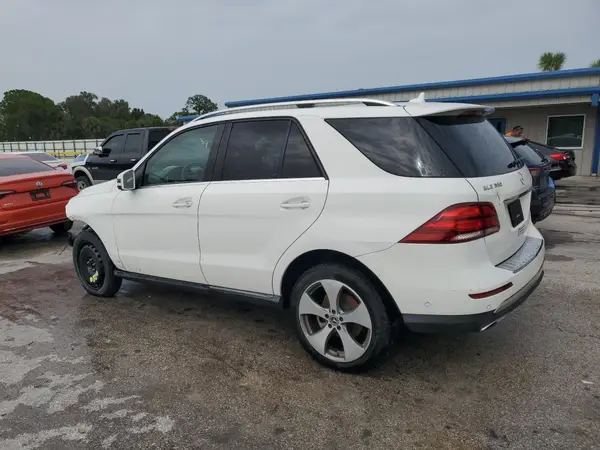 4JGDA5JB2HA944055 2017 MERCEDES-BENZ GLE - Image 2