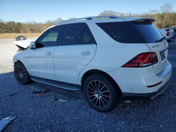 4JGDA5JB2HA944427 2017 MERCEDES-BENZ GLE - Image 2