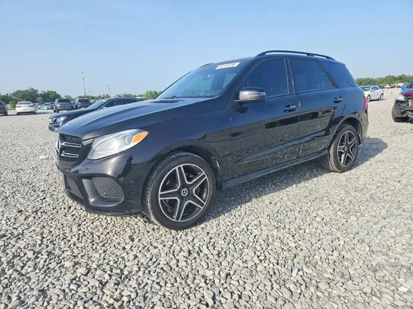 4JGDA5JB2JB039332 2018 MERCEDES-BENZ GLE - Image 1