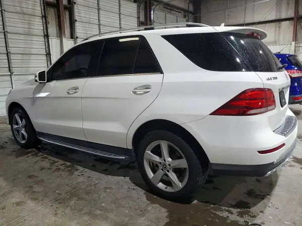 4JGDA5JB2JB076526 2018 MERCEDES-BENZ GLE - Image 2