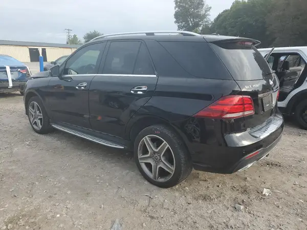 4JGDA5JB2JB083332 2018 MERCEDES-BENZ GLE - Image 2