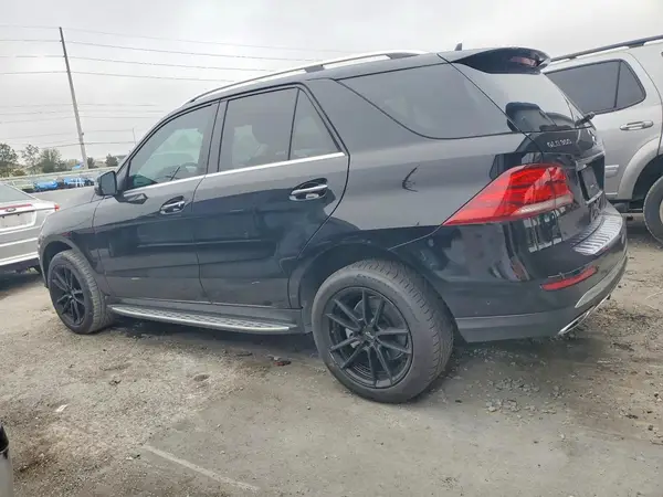 4JGDA5JB2JB111887 2018 MERCEDES-BENZ GLE - Image 2