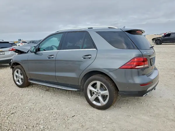 4JGDA5JB2JB152388 2018 MERCEDES-BENZ GLE - Image 2