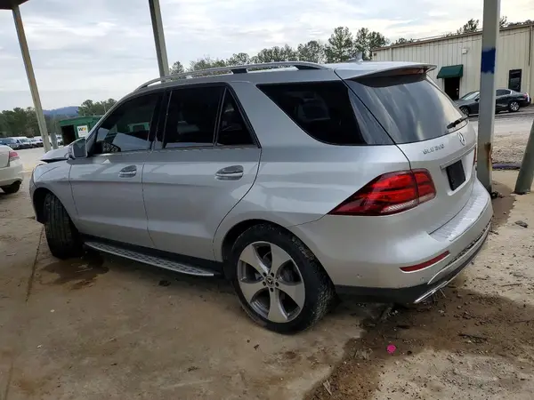 4JGDA5JB2JB163049 2018 MERCEDES-BENZ GLE - Image 2