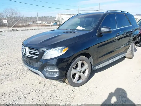 4JGDA5JB2JB169062 2018 MERCEDES-BENZ GLE - Image 2