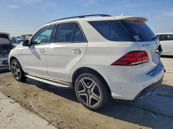 4JGDA5JB2JB193538 2018 MERCEDES-BENZ GLE - Image 2