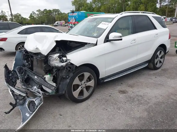 4JGDA5JB3GA639114 2016 MERCEDES-BENZ GLE - Image 2