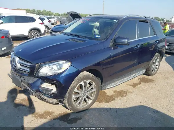 4JGDA5JB3GA656284 2016 MERCEDES-BENZ GLE - Image 2