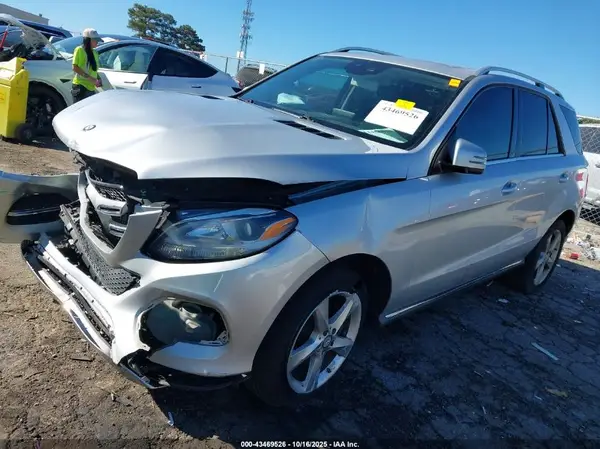 4JGDA5JB3GA685297 2016 MERCEDES-BENZ GLE - Image 2