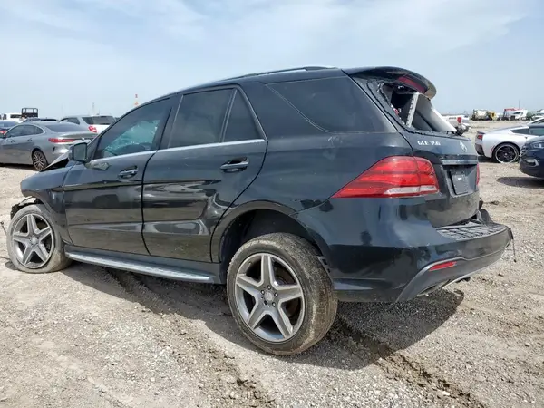 4JGDA5JB3GA697255 2016 MERCEDES-BENZ GLE - Image 2